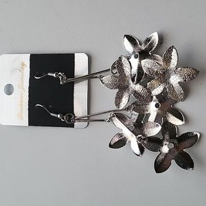 Silver chandelier earrings.